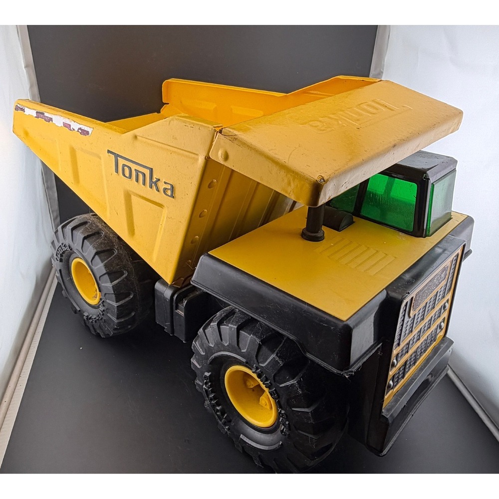 Tonka Mighty Dump Truck 4000-Pressed Steel, Yellow Black, Construction Toy